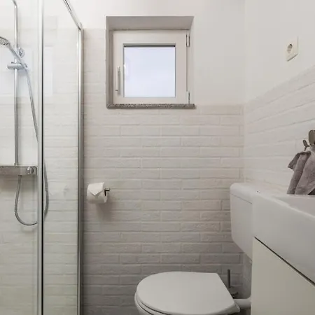 Toto I Lala Apartment